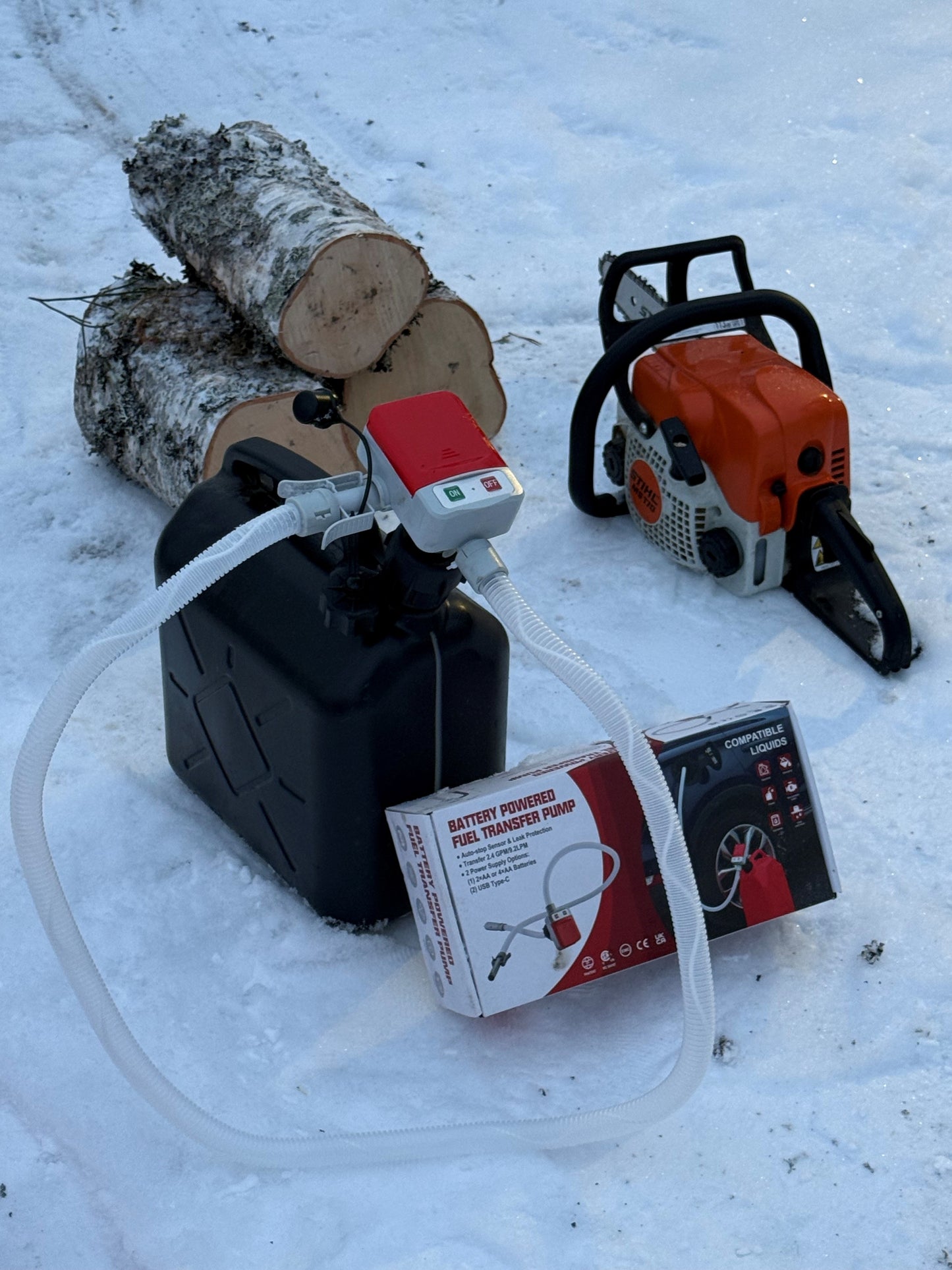 Batteridrevet drivstoffpumpe for kanne